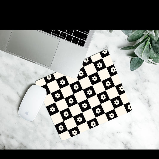 Checker Flower Mousepad | Daisy Checker Print Mousepad